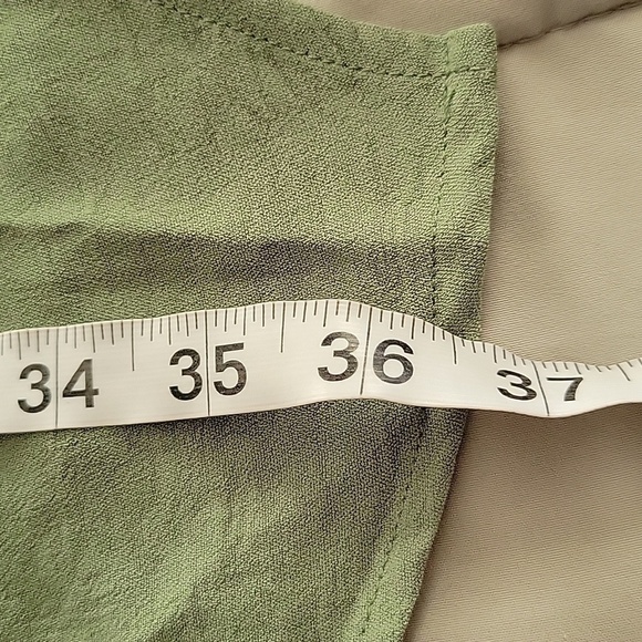 Shein V Neck Dress - Picture 12 of 12